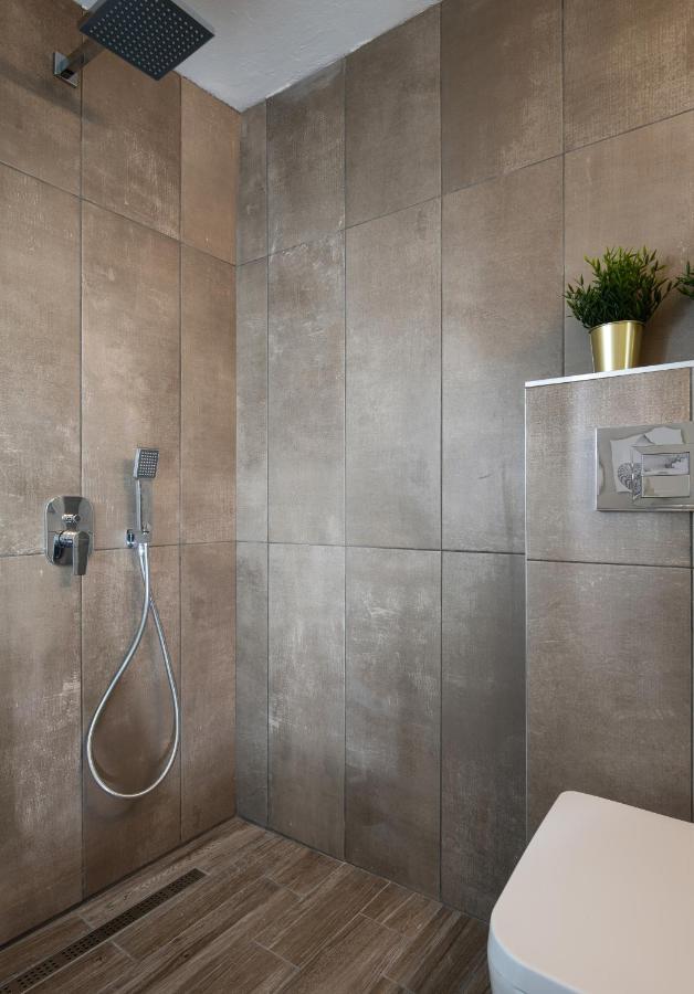Olenia Luxury Apartments 1 Neos Marmaras Bagian luar foto